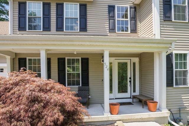 524 Lindsey St, Attleboro, MA 02703