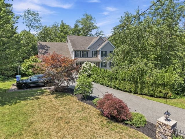 524 Lindsey St, Attleboro, MA 02703