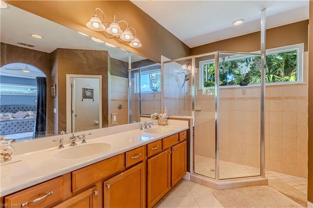 1761 Tarpon Bay DR S # 58, Naples, FL 34119