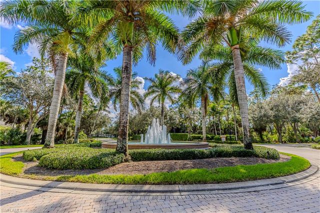 1761 Tarpon Bay DR S # 58, Naples, FL 34119
