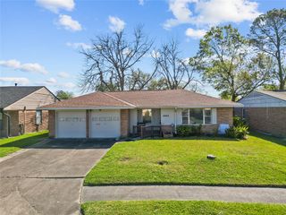 1403 Marlock Lane, Pasadena, TX 77502