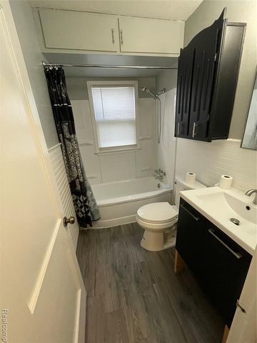 11099 Studebaker Avenue, Warren, MI 48089