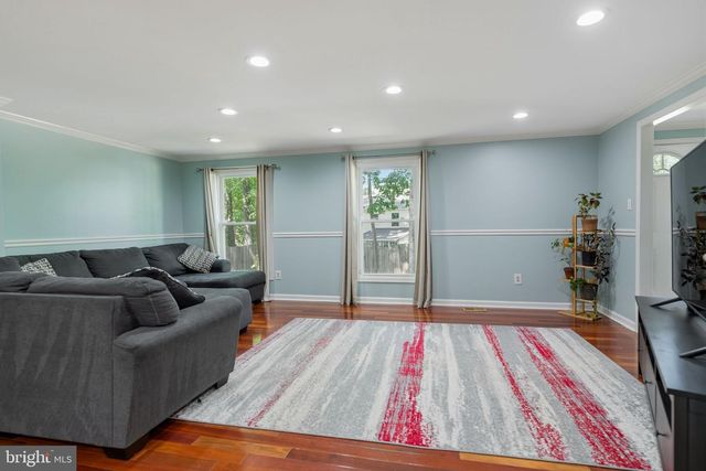 15919 FAIRWAY DR, Dumfries, VA 22025