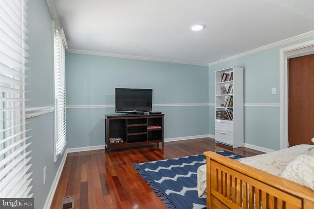 15919 FAIRWAY DR, Dumfries, VA 22025