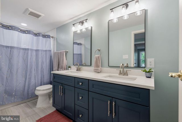 15919 FAIRWAY DR, Dumfries, VA 22025
