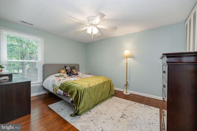 15919 FAIRWAY DR, Dumfries, VA 22025