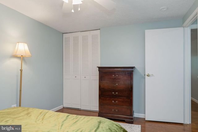 15919 FAIRWAY DR, Dumfries, VA 22025