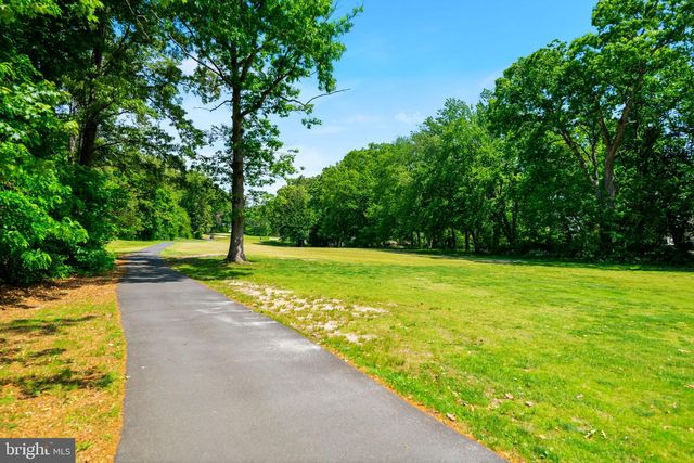 15919 FAIRWAY DR, Dumfries, VA 22025