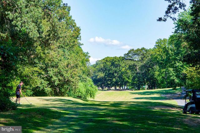 15919 FAIRWAY DR, Dumfries, VA 22025