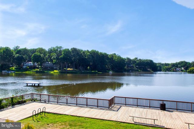 15919 FAIRWAY DR, Dumfries, VA 22025