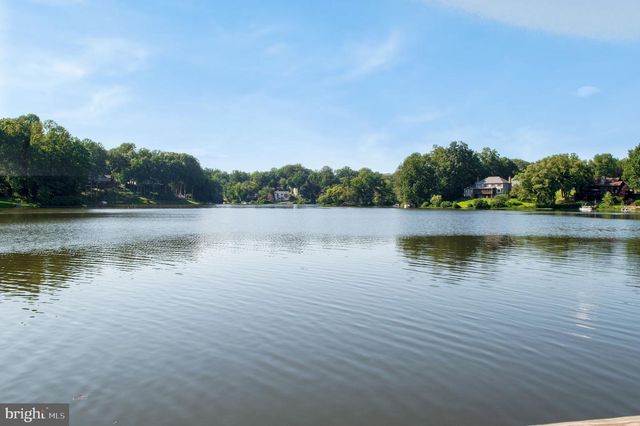 15919 FAIRWAY DR, Dumfries, VA 22025