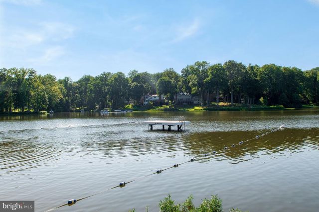 15919 FAIRWAY DR, Dumfries, VA 22025