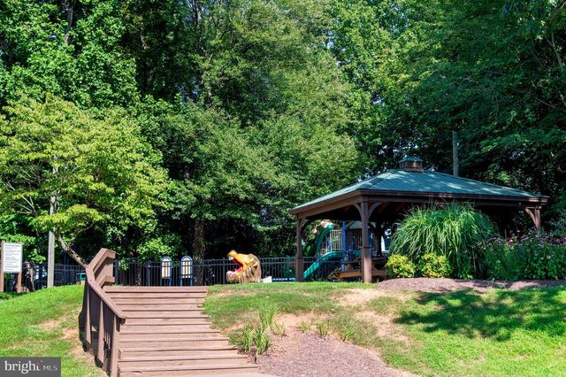 15919 FAIRWAY DR, Dumfries, VA 22025