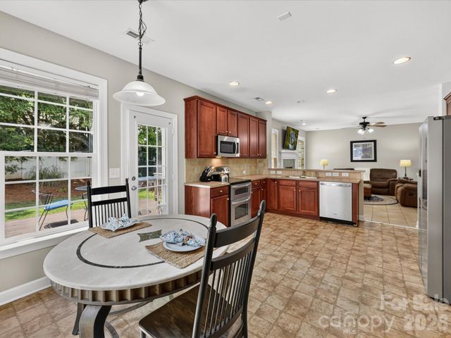 18625 The Commons Boulevard, Cornelius, NC 28031