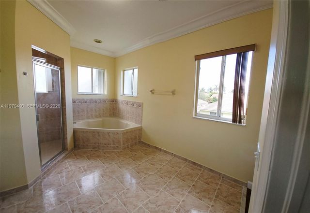 2864 SW 138th Path, Miami, FL 33175