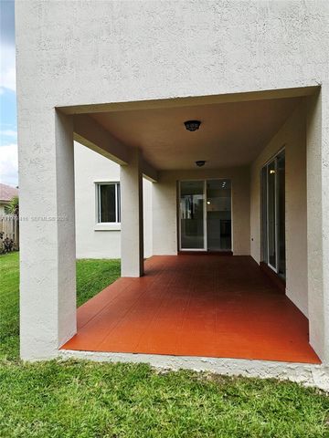 2864 SW 138th Path, Miami, FL 33175