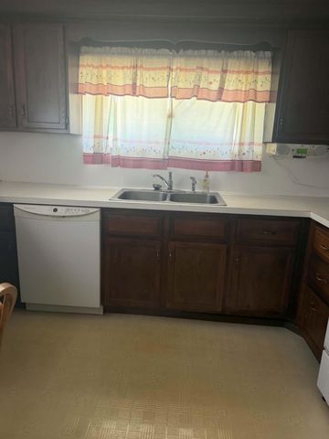 1820 SE Boutell Road, Essexville, MI 48732