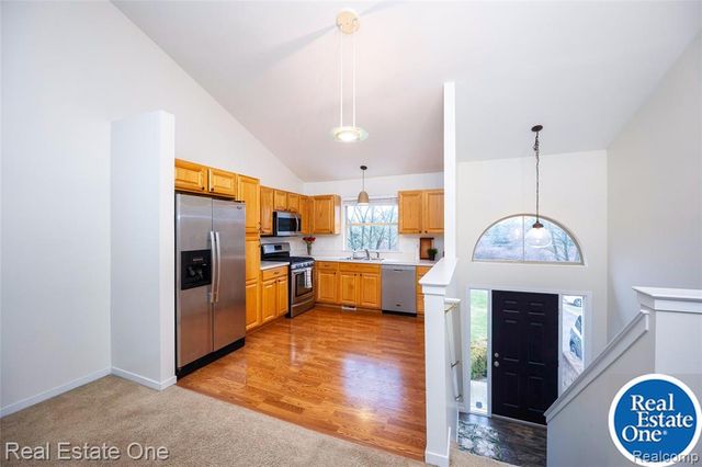 1345 S Milford Road, Milford, MI 48381