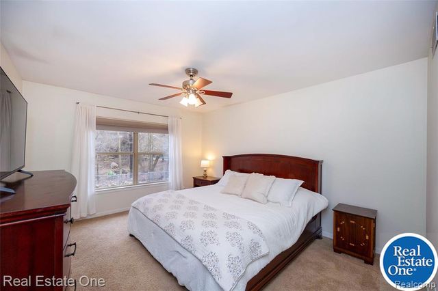 1345 S Milford Road, Milford, MI 48381