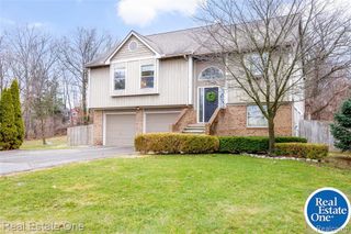 1345 S Milford Road, Milford, MI 48381