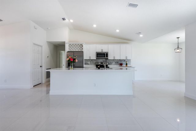 122 SW Becker Road, Port St. Lucie, FL 34953