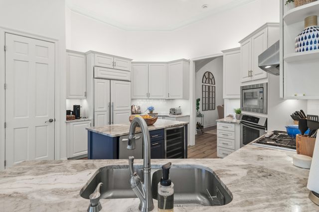 511 Regatta Bay Boulevard, Destin, FL 32541