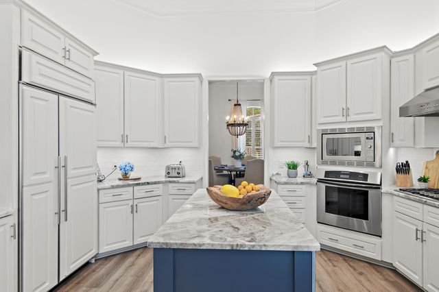 511 Regatta Bay Boulevard, Destin, FL 32541