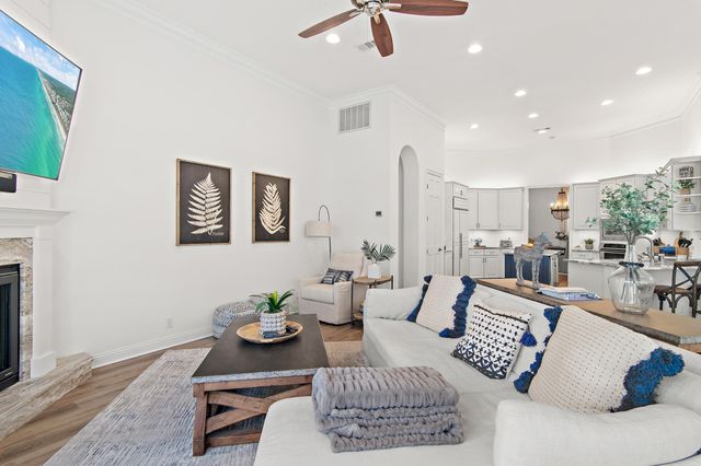 511 Regatta Bay Boulevard, Destin, FL 32541