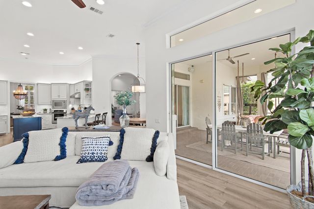 511 Regatta Bay Boulevard, Destin, FL 32541