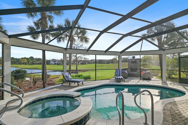 511 Regatta Bay Boulevard, Destin, FL 32541