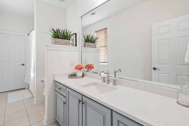 511 Regatta Bay Boulevard, Destin, FL 32541