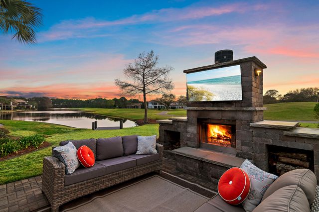 511 Regatta Bay Boulevard, Destin, FL 32541
