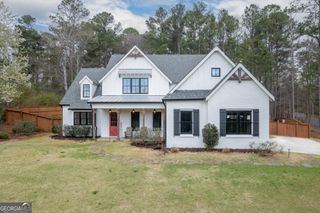 1009 Davenport Circle, Powder Springs, GA 30127