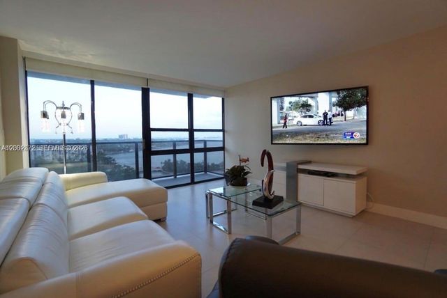 600 NE 36th Street 1214, Miami, FL 33137