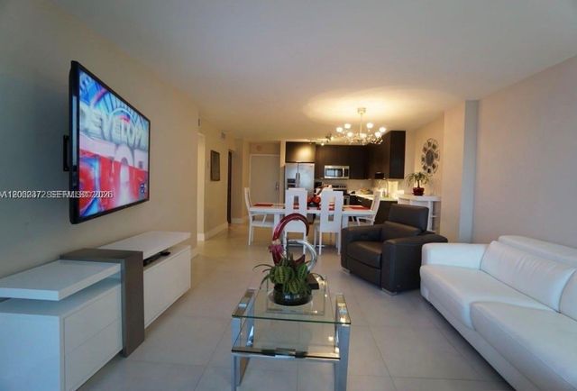 600 NE 36th Street 1214, Miami, FL 33137