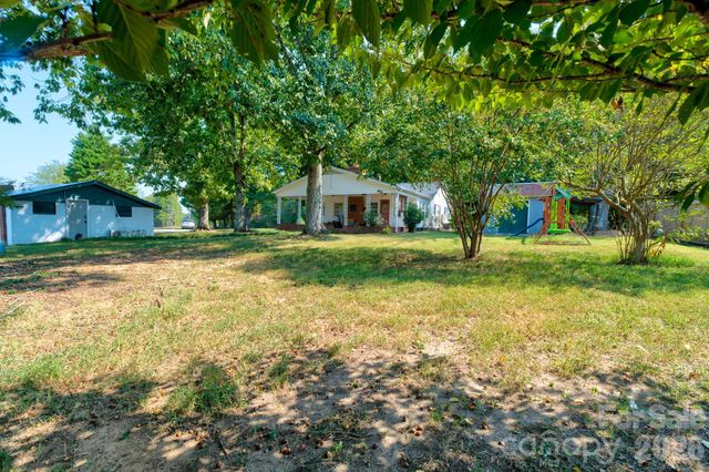 610 Helton Road, Cherryville, NC 28021