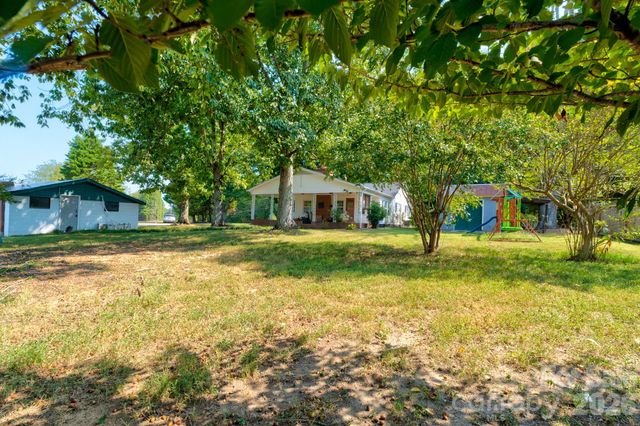 610 Helton Road, Cherryville, NC 28021