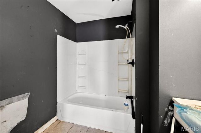 342 Alsobrook Street, Kirkwood, MO 63122