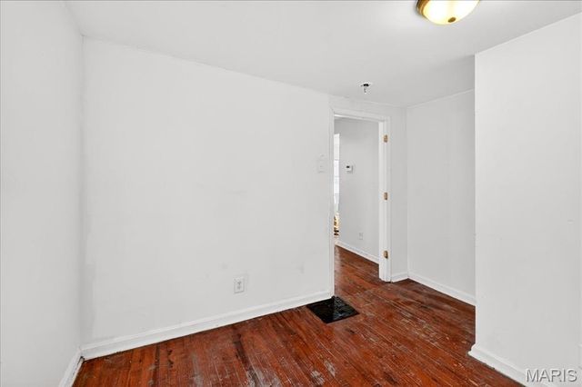 342 Alsobrook Street, Kirkwood, MO 63122