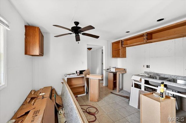 342 Alsobrook Street, Kirkwood, MO 63122