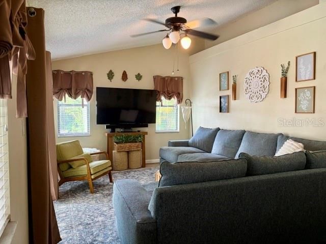 915 HARBOR HILL DRIVE, Safety Harbor, FL 34695