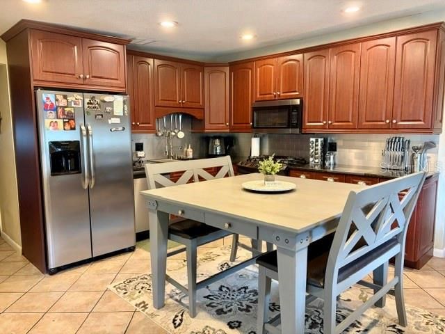 915 HARBOR HILL DRIVE, Safety Harbor, FL 34695