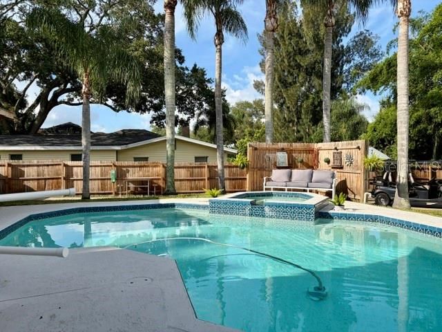 915 HARBOR HILL DRIVE, Safety Harbor, FL 34695