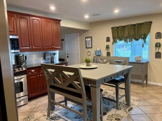 915 HARBOR HILL DRIVE, Safety Harbor, FL 34695