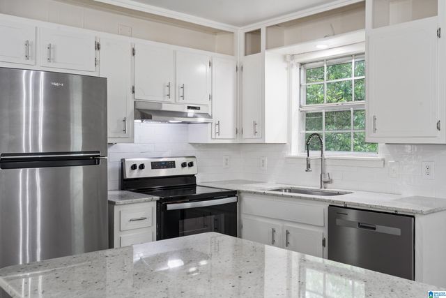 2716 NE 7TH PLACE NE, Center Point, AL 35215