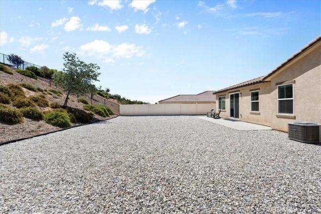 10380 Prospector Lane, Moreno Valley, CA 92557