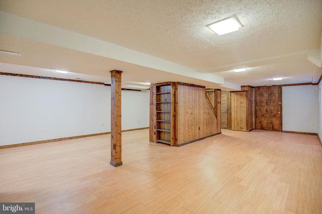 8154 BLANDSFORD DR, Manassas, VA 20111