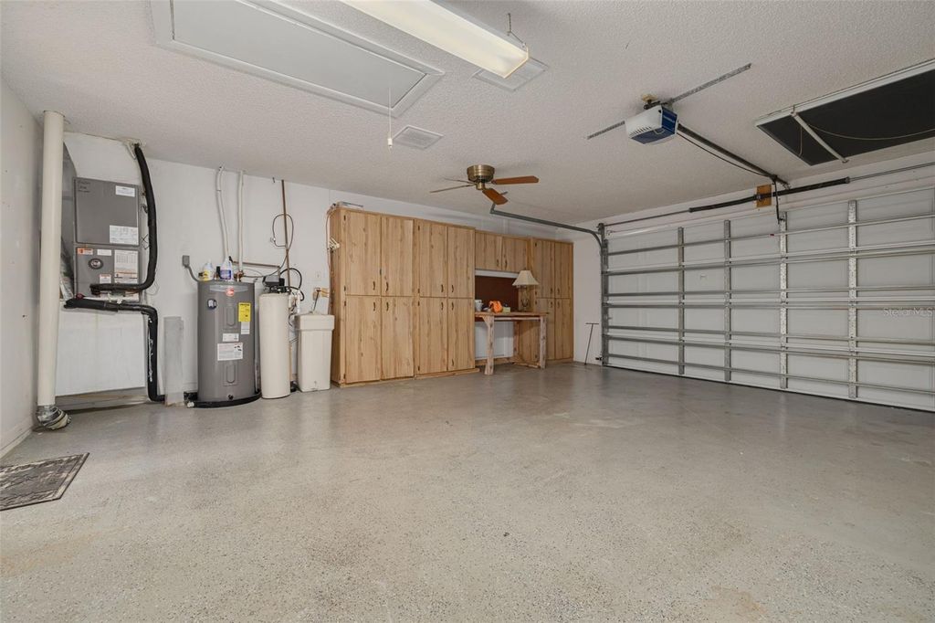 Image 32 of property listing at 3631 93RD AVENUE N, Pinellas Park, FL 33782