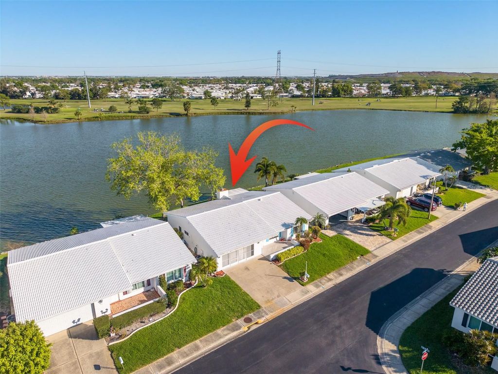 Image 7 of property listing at 3631 93RD AVENUE N, Pinellas Park, FL 33782