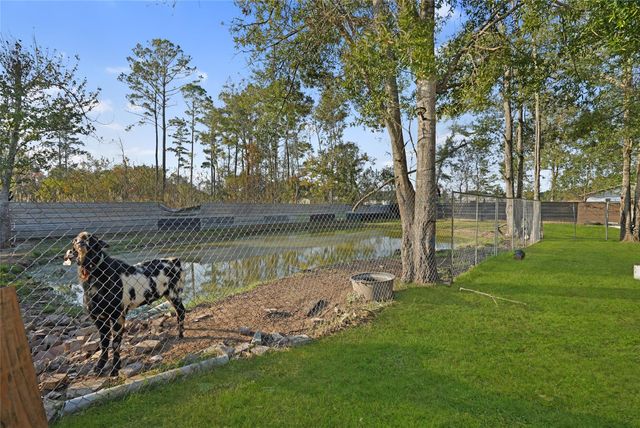 2521 County Road 3550, Cleveland, TX 77327